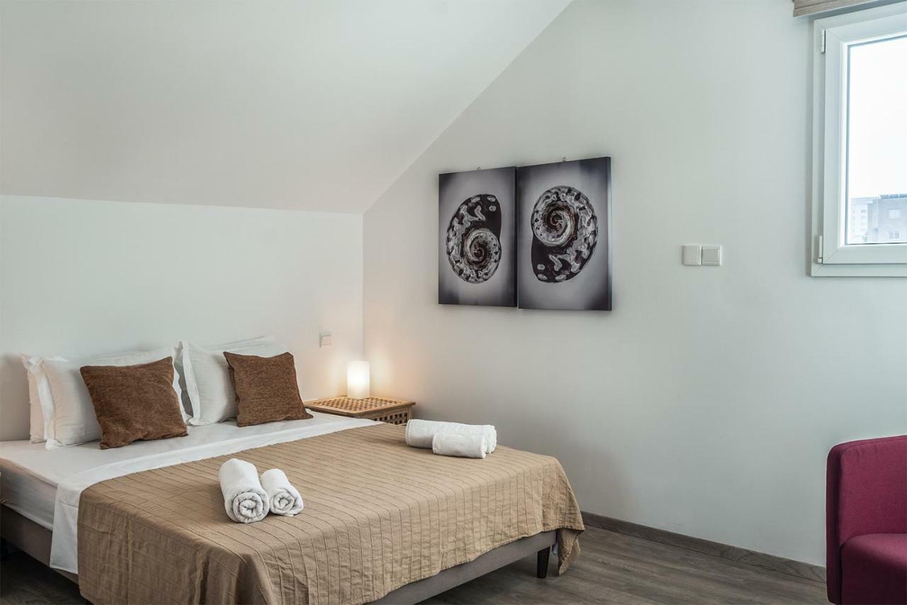 Silver Apartment - Loft Limasol Buitenkant foto
